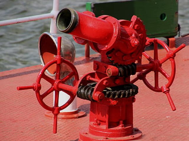 fire-hose-pump-water-fire-thumbnail.jpg